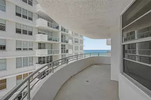 5555 Collins Ave, Miami Beach, FL 33140 - Photo 23