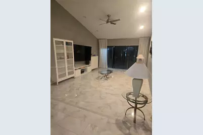 590 NE 199th Ter #2Y, Miami, FL 33179 - Photo 3