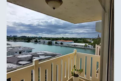 7900 Tatum Waterway Dr #502, Miami Beach, FL 33141 - Photo 17