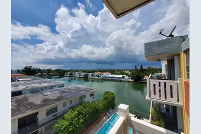 7900 Tatum Waterway Dr #502, Miami Beach, FL 33141 - Photo 5