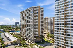 2030 S Ocean Dr, Hallandale Beach, FL 33009 - Photo 43