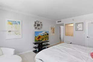 2030 S Ocean Dr, Hallandale Beach, FL 33009 - Photo 33