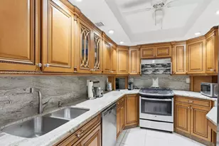 2030 S Ocean Dr, Hallandale Beach, FL 33009 - Photo 11