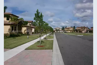 191 SE 35th Ave, Homestead, FL 33033 - Photo 9