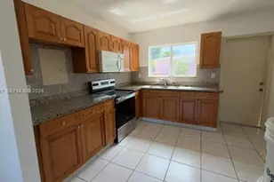 1460 SW 65th Ave, West Miami, FL 33144 - Photo 17