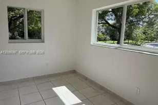 1460 SW 65th Ave, West Miami, FL 33144 - Photo 11