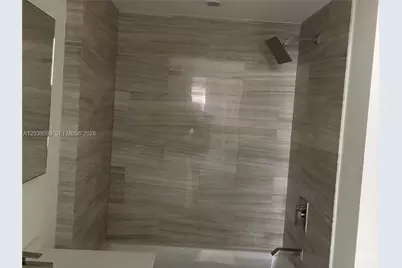 1300 Brickell Bay Dr #710, Miami, FL 33131 - Photo 5