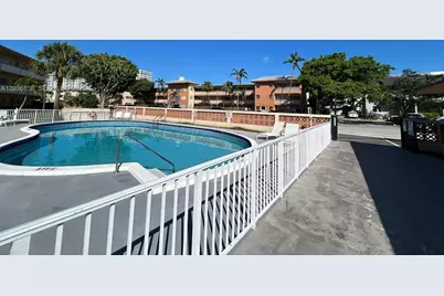 1885 NE 121st St #8, North Miami, FL 33181 - Photo 9