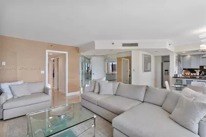1000 W Island Blvd #2307, Aventura, FL 33160 - Photo 7