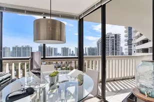 1000 W Island Blvd, Aventura, FL 33160 - Photo 15