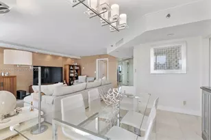 1000 W Island Blvd, Aventura, FL 33160 - Photo 17