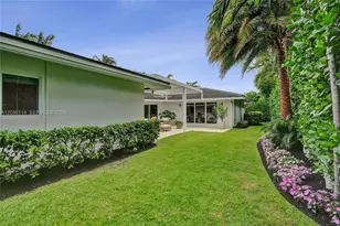 2701 NE 30th St, Fort Lauderdale, FL 33306 - Photo 9