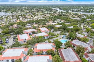 12026 NW 11th St, Pembroke Pines, FL 33026 - Photo 33