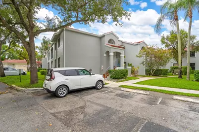 12026 NW 11th St #12026, Pembroke Pines, FL 33026 - Photo 3