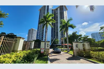18151 NE 31 Ct #908, Aventura, FL 33160 - Photo 3