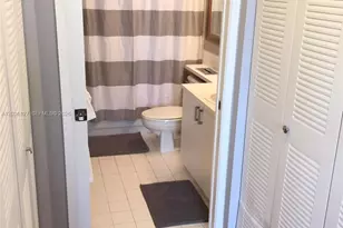 19655 E Country Club Dr, Aventura, FL 33180 - Photo 13