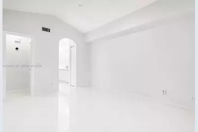 13092 NW 8th St, Pembroke Pines, FL 33028 - Photo 17