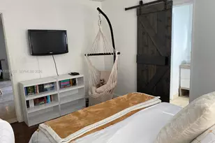 1103 Washington St, Hollywood, FL 33019 - Photo 25