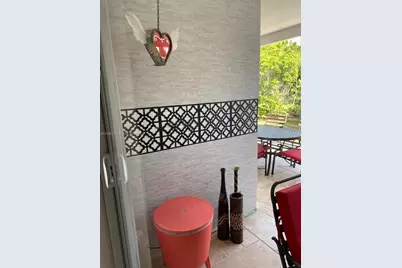 1103 Washington St, Hollywood, FL 33019 - Photo 17