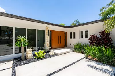 1451 Urbino Ave, Coral Gables, FL 33146 - Photo 3