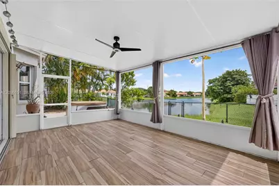 1611 SE 16th St, Homestead, FL 33035 - Photo 13