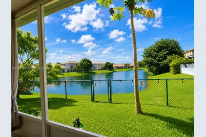 1611 SE 16th St, Homestead, FL 33035 - Photo 3