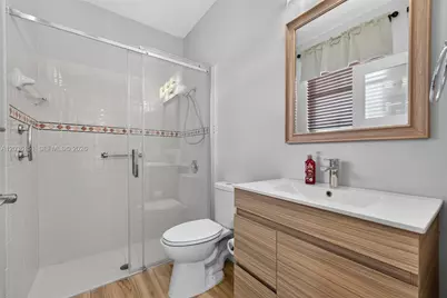 1611 SE 16th St, Homestead, FL 33035 - Photo 15