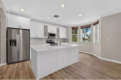 1611 SE 16th St, Homestead, FL 33035 - Photo 9