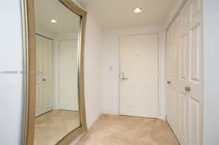 19501 W Country Club Dr, Aventura, FL 33180 - Photo 7