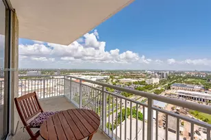 19501 W Country Club Dr, Aventura, FL 33180 - Photo 15