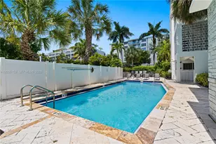 10001 W Bay Harbor Dr, Bay Harbor Islands, FL 33154 - Photo 9