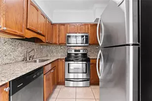 10001 W Bay Harbor Dr, Bay Harbor Islands, FL 33154 - Photo 15