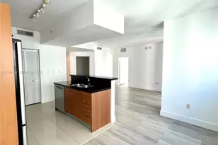 253 NE 2nd St, Miami, FL 33132 - Photo 15