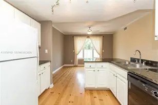 501 Knights Run, Tampa, FL 33602 - Photo 1