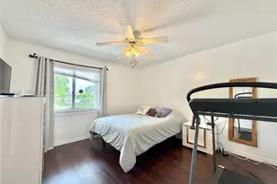 20807 NW 1st St, Pembroke Pines, FL 33029 - Photo 25