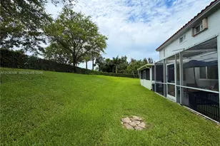 20807 NW 1st St, Pembroke Pines, FL 33029 - Photo 31