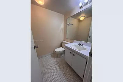 1075 Riverside Dr #505, Coral Springs, FL 33071 - Photo 11