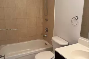 820 N 17th Ave, Hollywood, FL 33020 - Photo 17