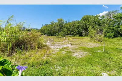 1800 NW 7th Ave, Miami, FL 33136 - Photo 9