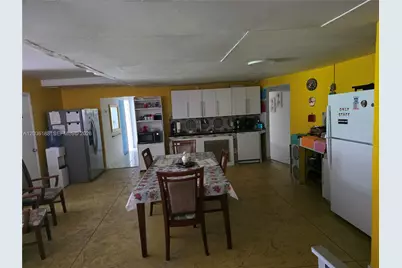 10220 SW 164th St, Miami, FL 33157 - Photo 9