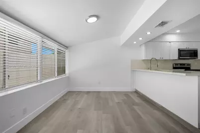 5130 NE 17th Ter #0, Fort Lauderdale, FL 33334 - Photo 7
