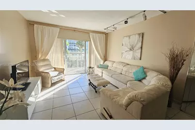 [Address not provided], Hallandale Beach, FL 33009 - Photo 9