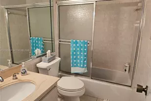 [Address not provided], Hallandale Beach, FL 33009 - Photo 11