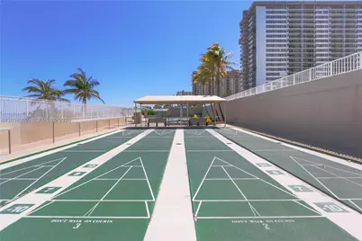 [Address not provided], Hallandale Beach, FL 33009 - Photo 25