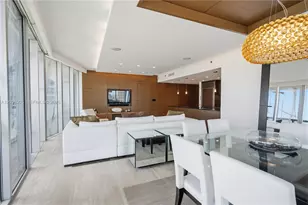 465 Brickell Ave, Miami, FL 33131 - Photo 15