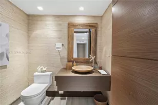 465 Brickell Ave, Miami, FL 33131 - Photo 29