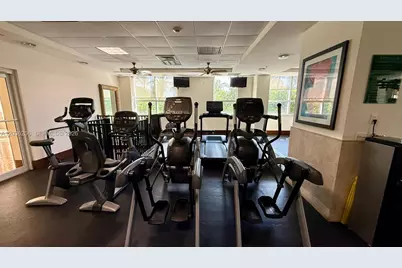 19501 W Country Club Dr #1212, Aventura, FL 33180 - Photo 17