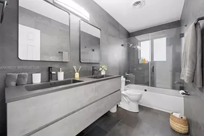 1951 NE 187 Th Dr, North Miami Beach, FL 33179 - Photo 13