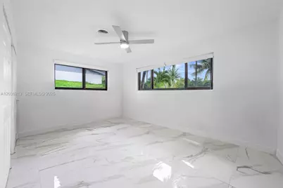 1951 NE 187 Th Dr, North Miami Beach, FL 33179 - Photo 15