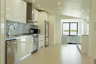 7720 Miami View Dr, North Bay Village, FL 33141 - Photo 15
